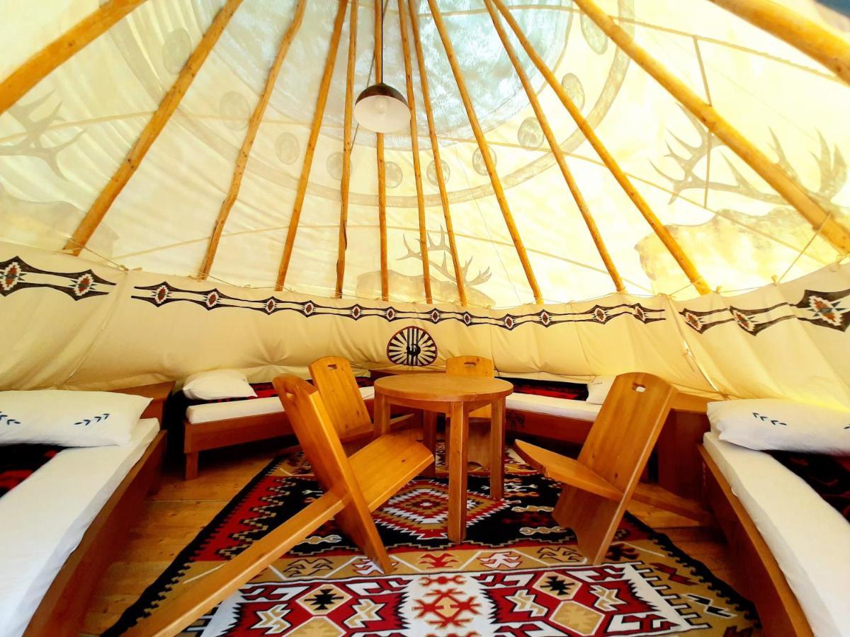 El Paso City, Zlatibor - Unique Wooden Cottages, Treehouse, Wild West Rooms, Accommodation 1-6 People Luaran gambar