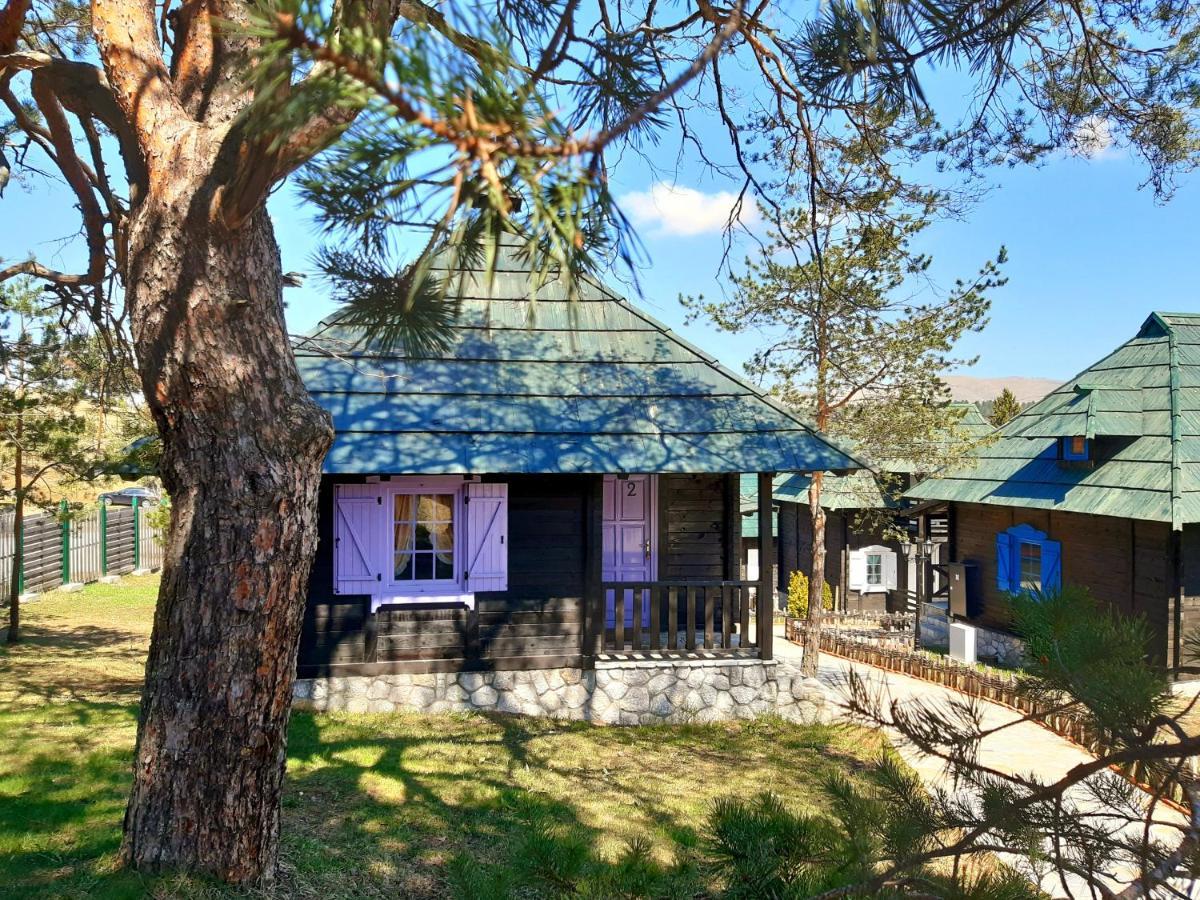 El Paso City, Zlatibor - Unique Wooden Cottages, Treehouse, Wild West Rooms, Accommodation 1-6 People Luaran gambar