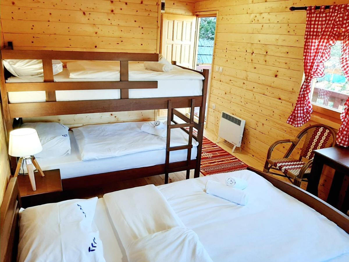 El Paso City, Zlatibor - Unique Wooden Cottages, Treehouse, Wild West Rooms, Accommodation 1-6 People Luaran gambar