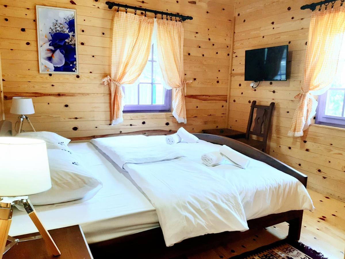 El Paso City, Zlatibor - Unique Wooden Cottages, Treehouse, Wild West Rooms, Accommodation 1-6 People Luaran gambar